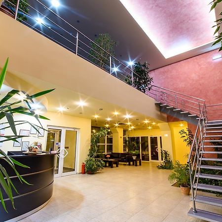 Hotel Torontal Timisoara Esterno foto