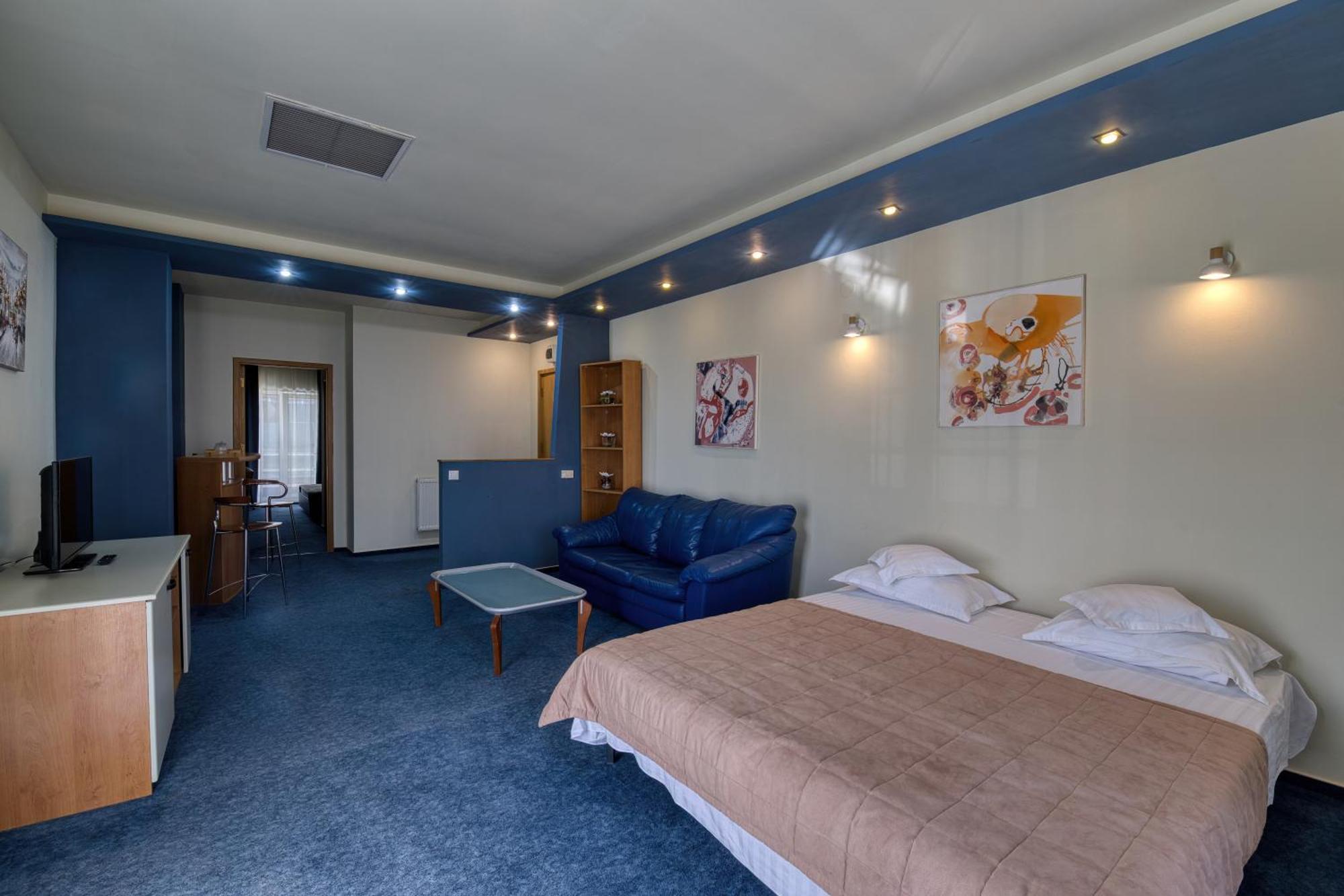 Hotel Torontal Timisoara Esterno foto