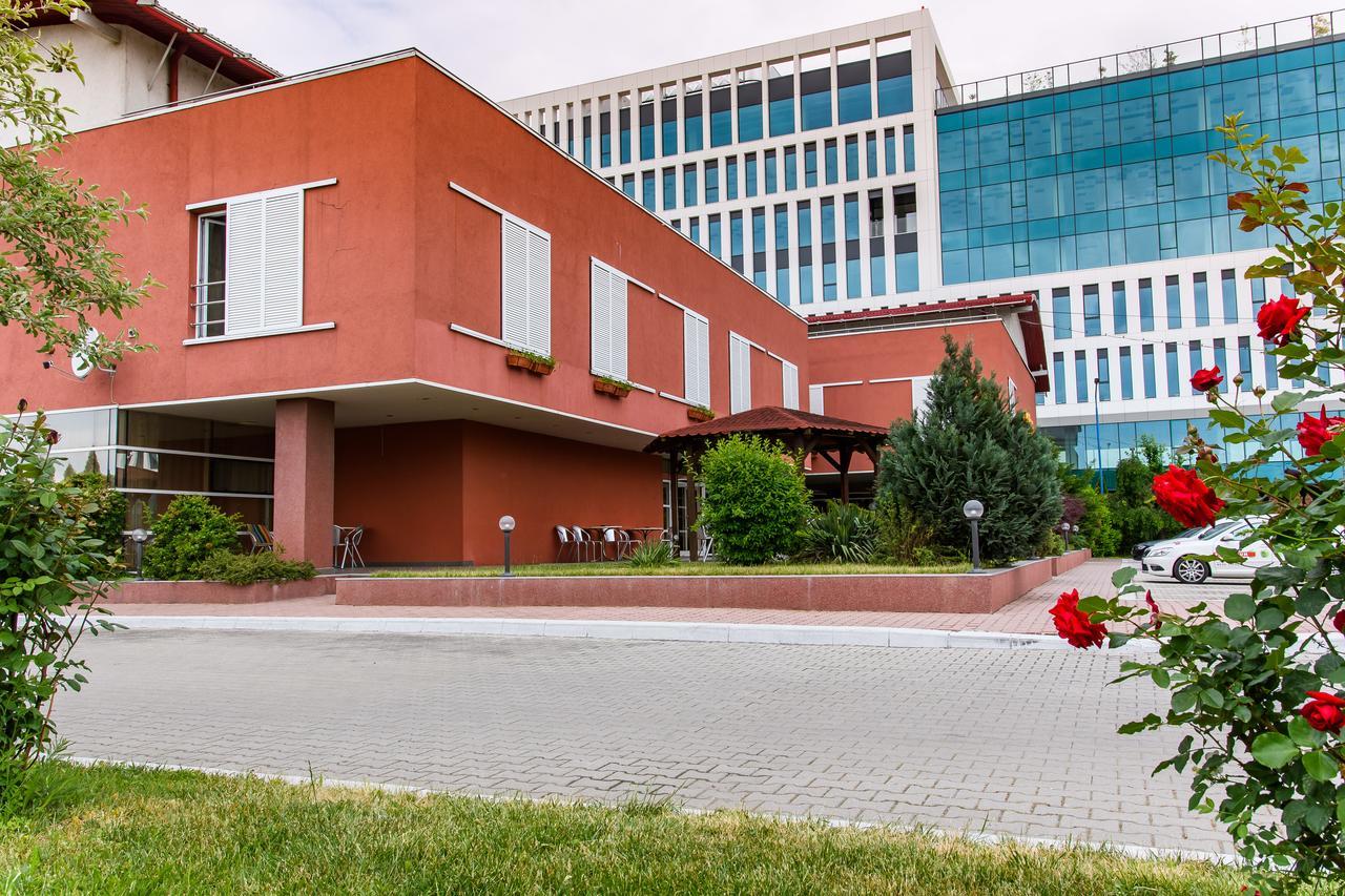 Hotel Torontal Timisoara Esterno foto