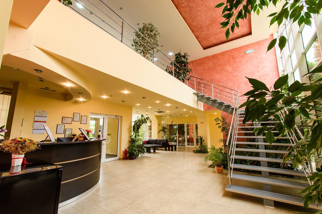 Hotel Torontal Timisoara Esterno foto