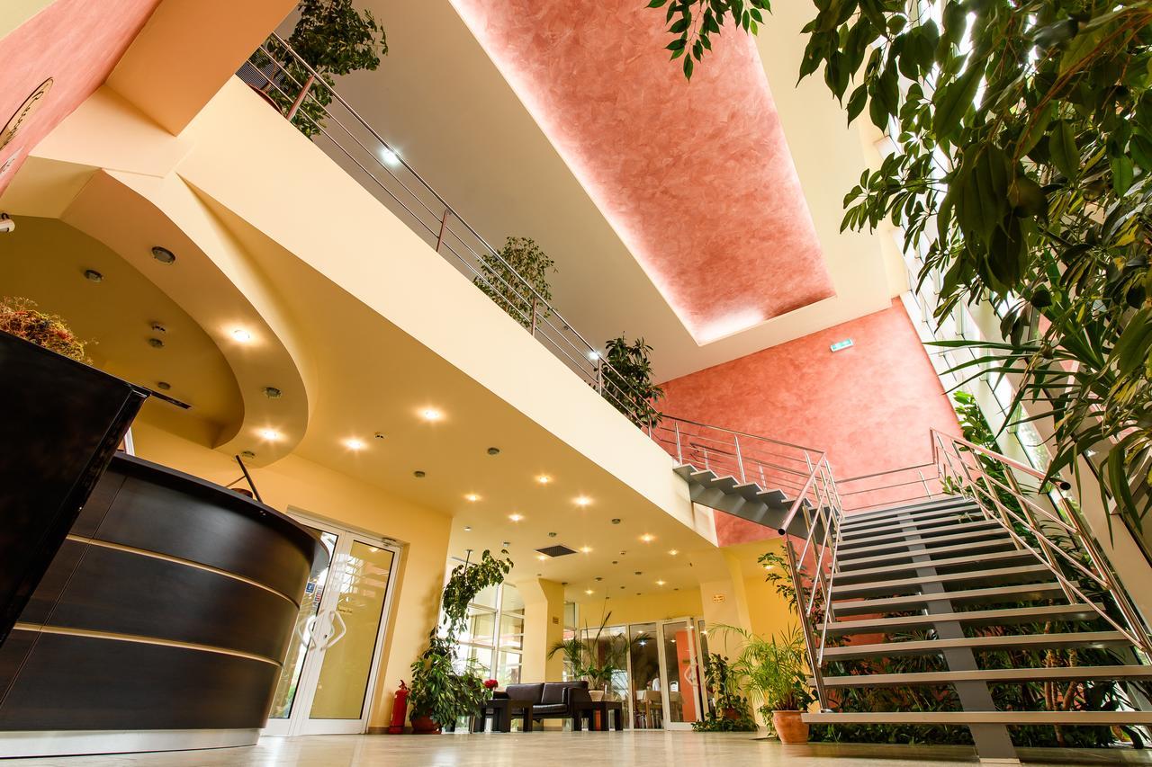 Hotel Torontal Timisoara Esterno foto