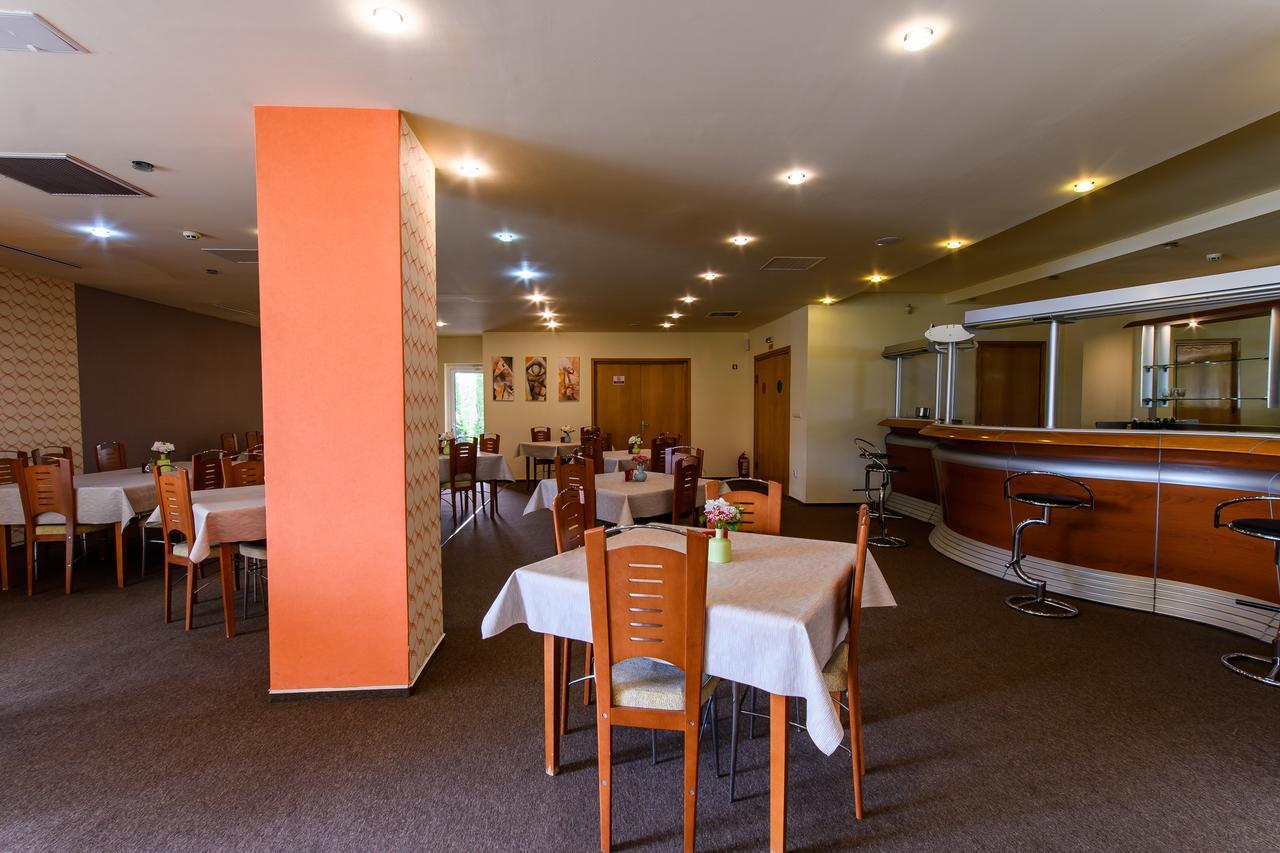 Hotel Torontal Timisoara Esterno foto